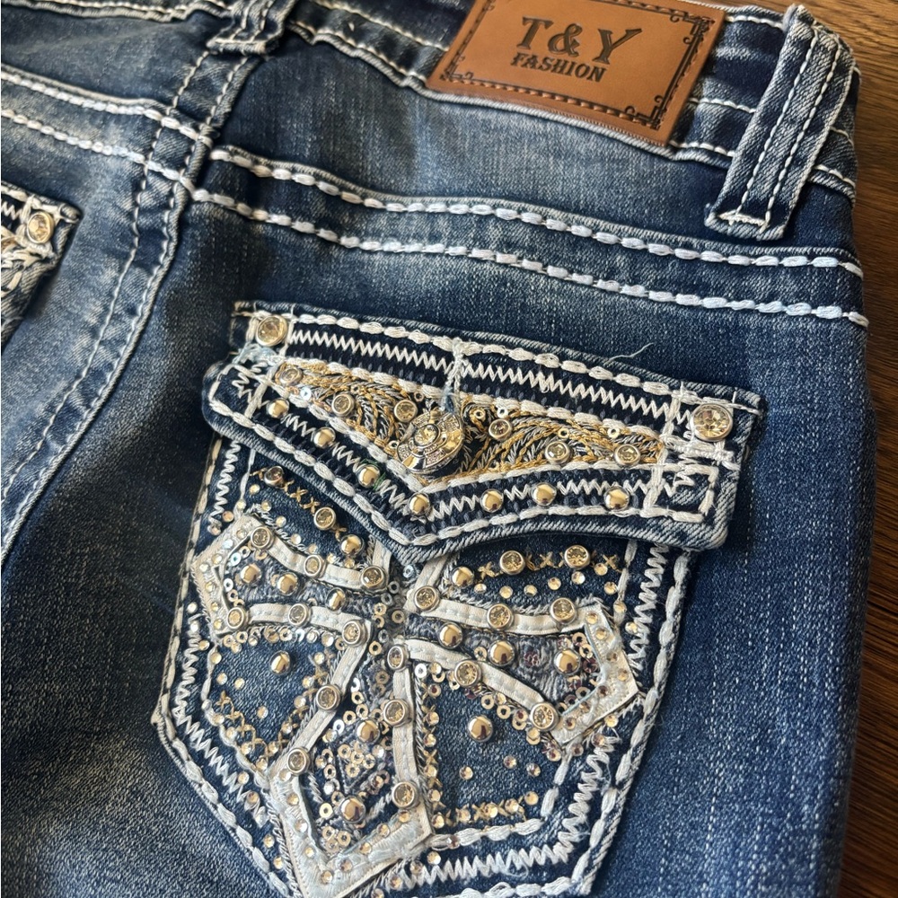 Blue Embellished Women's Jeans